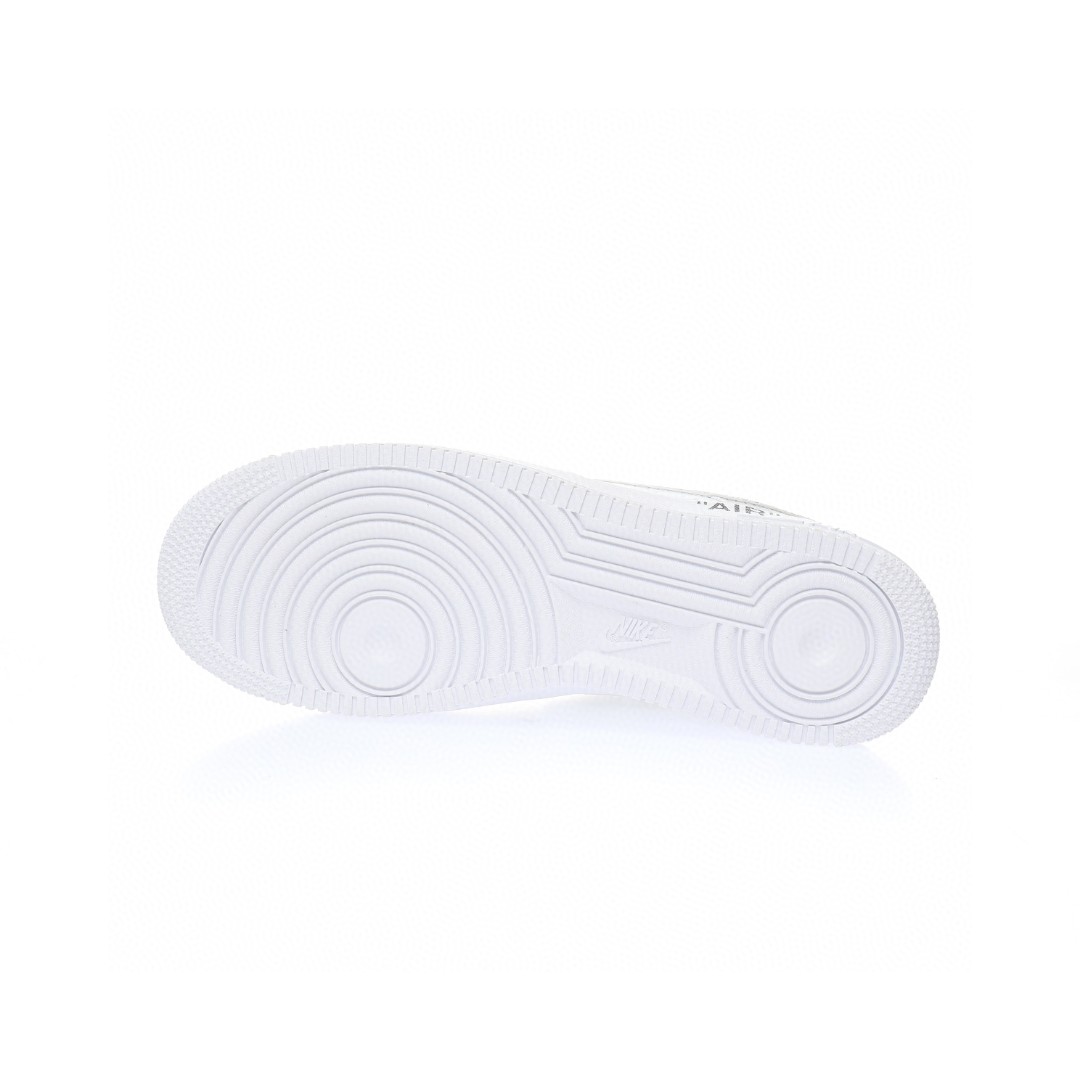 【日本未入荷】♪超入手困難Louis Vuitton x Nike Air Force1 ホワイトグレー【本物保証】【代金引換】