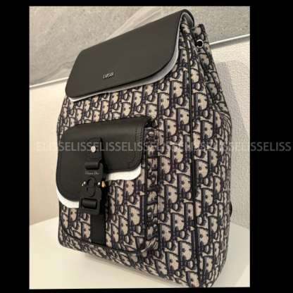 DIORバックパックMOTION 【優れた収納力と実用性】リュック