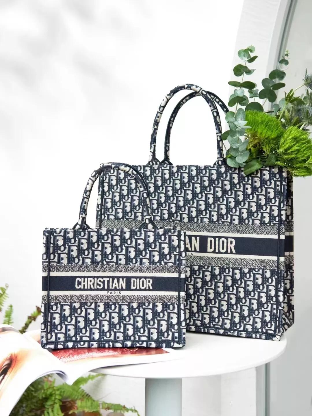 “DIOR BOOK TOTE” “ディオール オブリーク” バッグ
