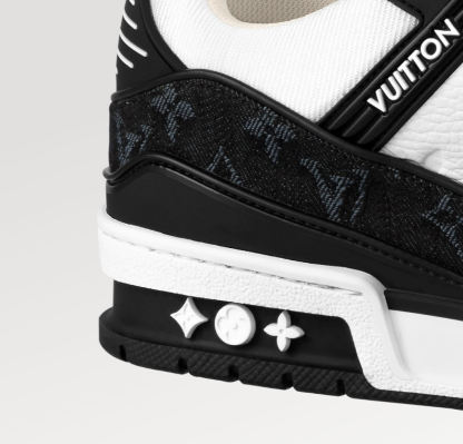 ◆人気を誇る1足【 LV 】LV トレイナー・ライン スニーカー