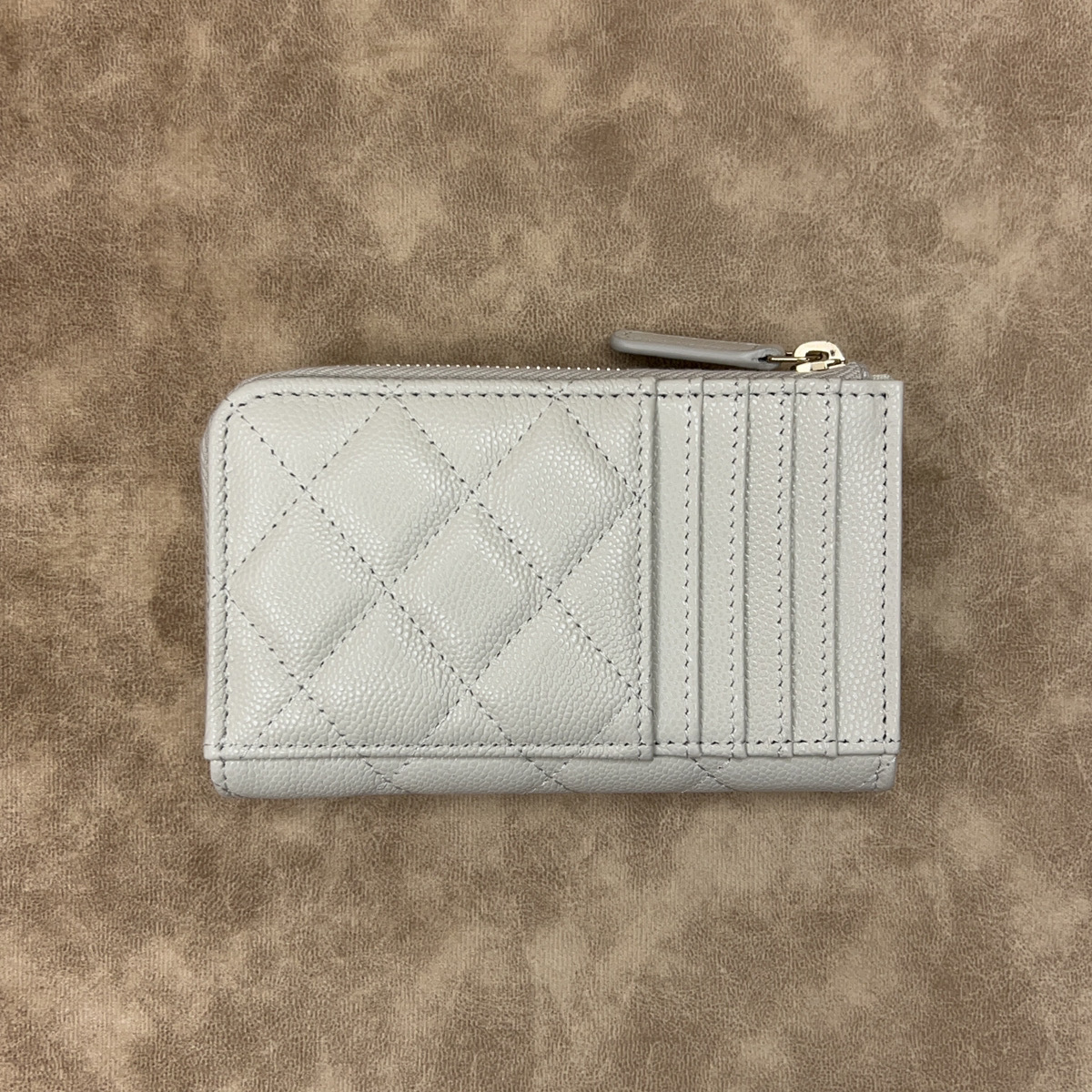 国内即発 CHANEL フラグメントケース キャビア ミニ財布