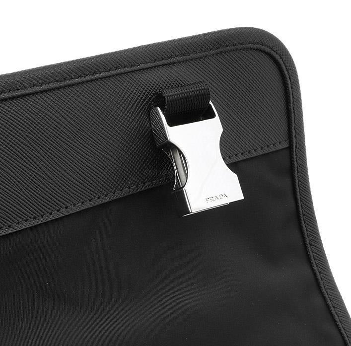 ☆送料関税込☆PRADA Re Nylon メンズ ショルダーバッグ☆超人気