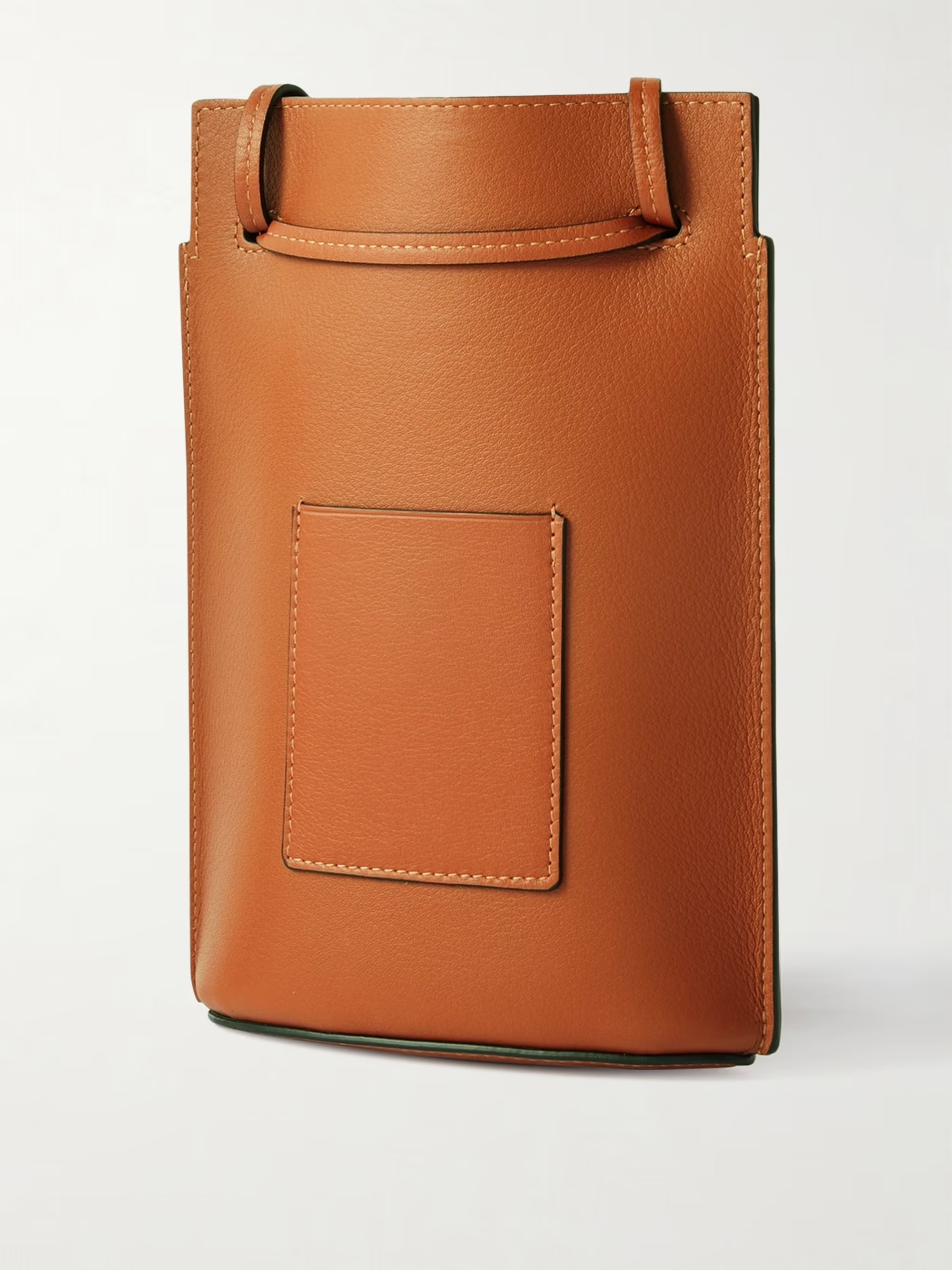 【大人気☆】LOEWE ロエベ ショルダーバッグ 便利なサイズ感♪