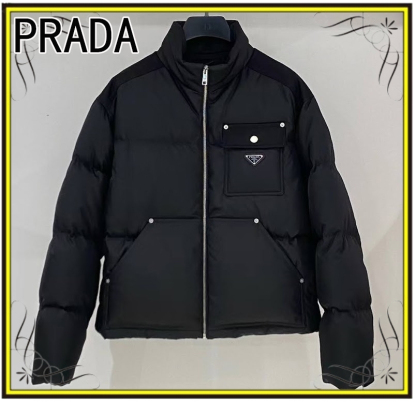 【PRADA】プラダ　Re-Nylon ロゴ入り ダウンジャケット