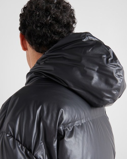 ☆PRADA☆プラダ ナイロンライト フード付き ダウンジャケット