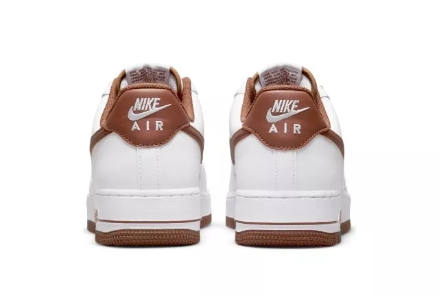 【ブラウンがアクセントになった新作】Nike AIR FORCE 1(ナイキ エアフォース1) WHITE/PECAN(ホワイト/ピーカン)が話題沸騰中！