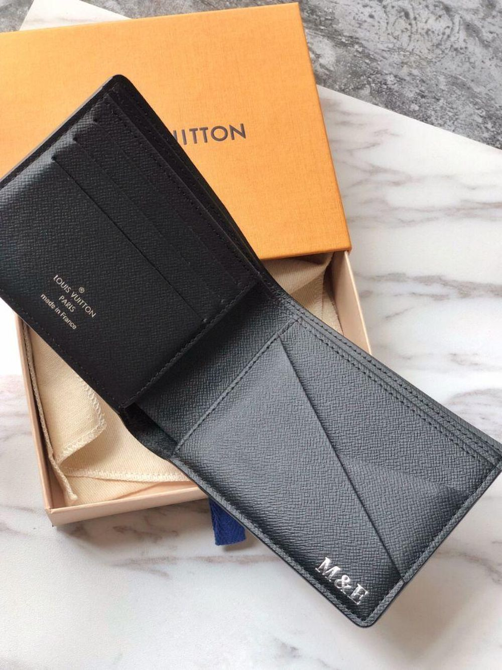 ポルトフォイユ・ミュルティプルM60895 M61695