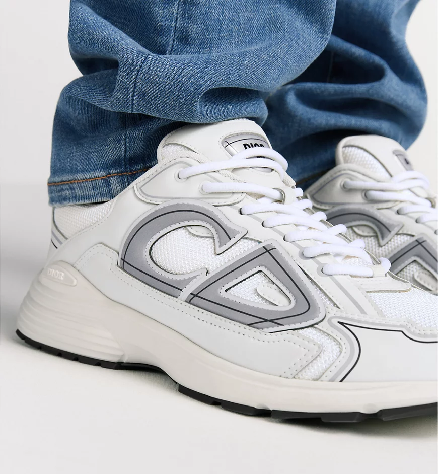 B30 カウントダウン スニーカー