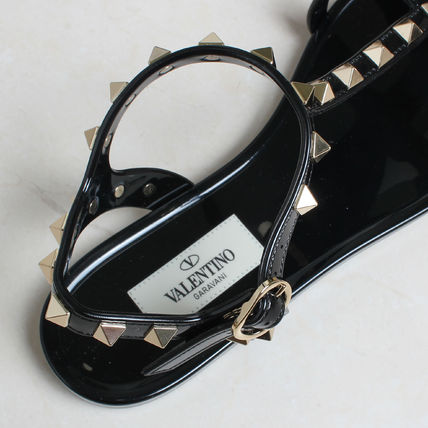 ★VALENTINO ROCKSTUD FLAT RUBBER SANDAL サンダル