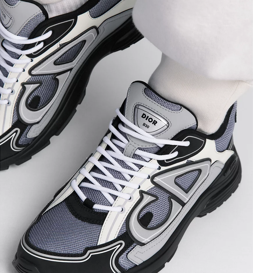 B30 Countdown スニーカー