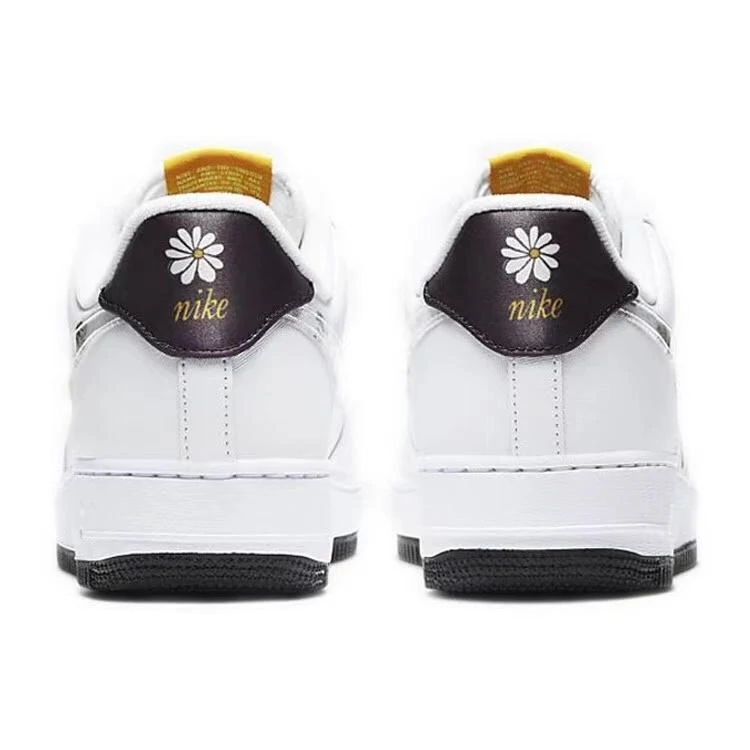 【送料無料】【代金引換】Nike Air Force 1 '07 LV8 【正規品】