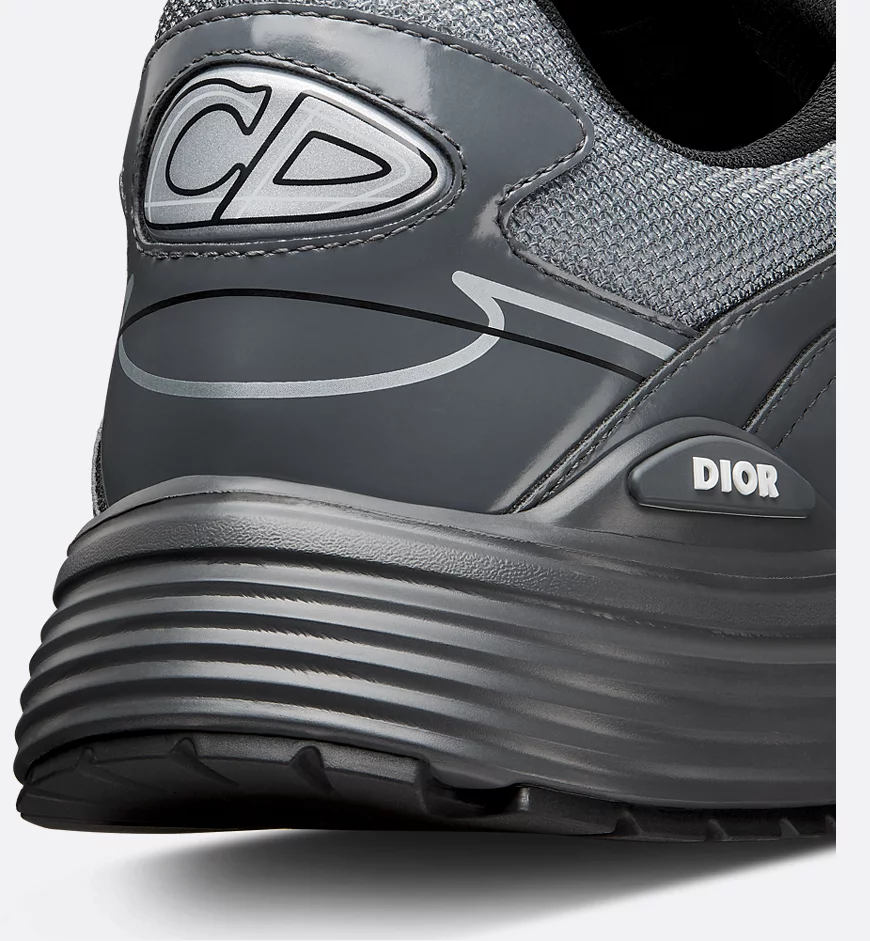 B30 カウントダウン スニーカー