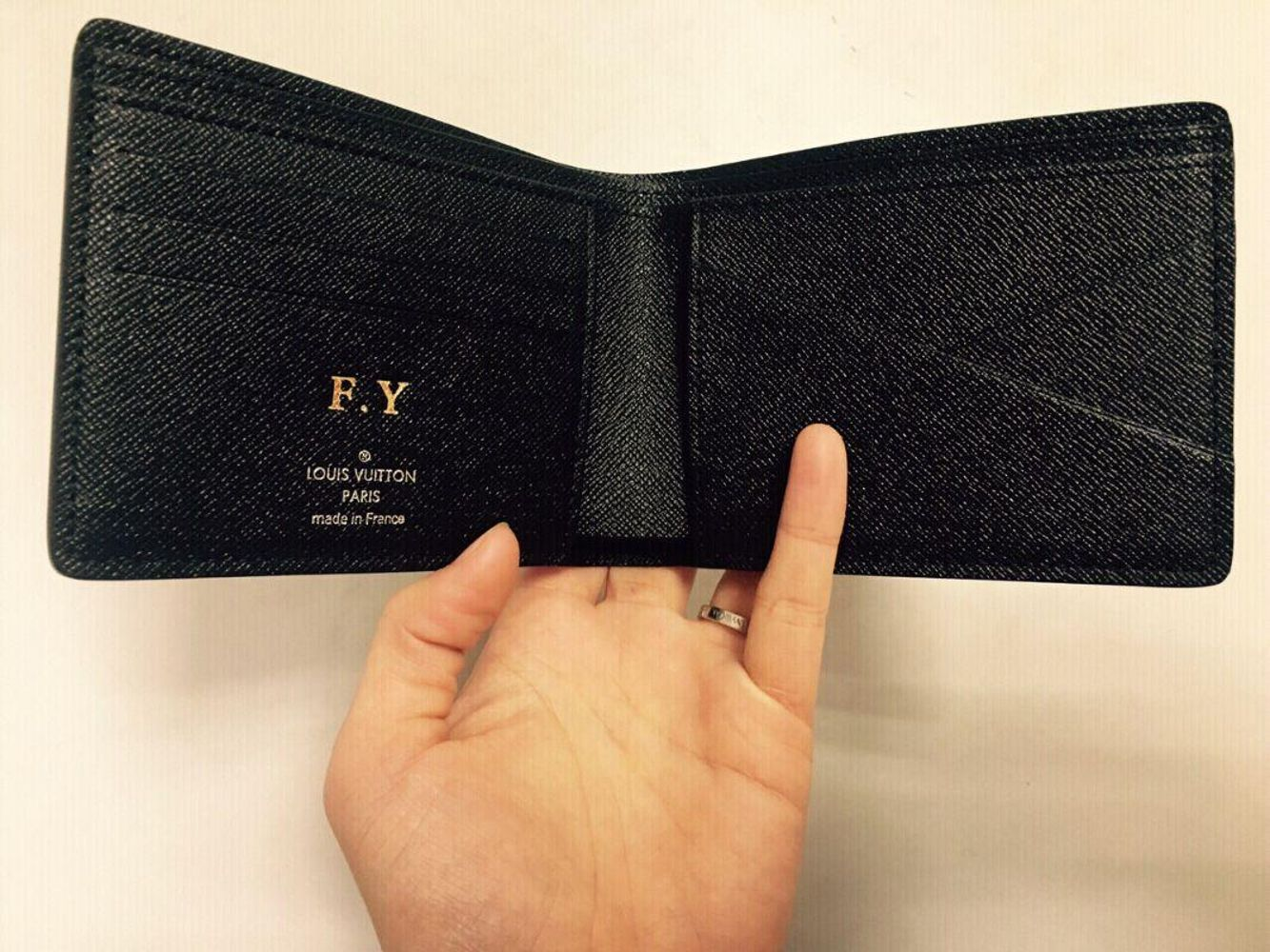 ポルトフォイユ・ミュルティプルM60895 M61695