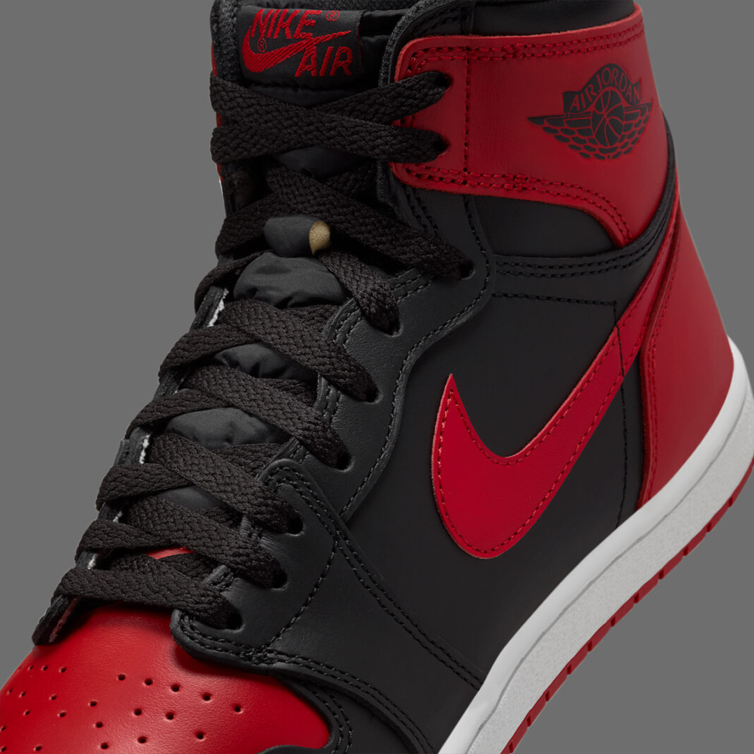 【限定版】 Air Jordan 1 High ’85 “Bred” Releases February 2025 エア ジョーダン 1 ハイ ’85 “ブレッド”