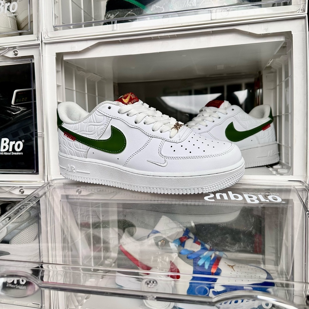 ナイキ エアフォース1 07 NIKE AIR FORCE 1 ’07 "YEAR OF THE SNAKE" SAIL/JADE HORIZON-LIGHT BONE HV5979-130