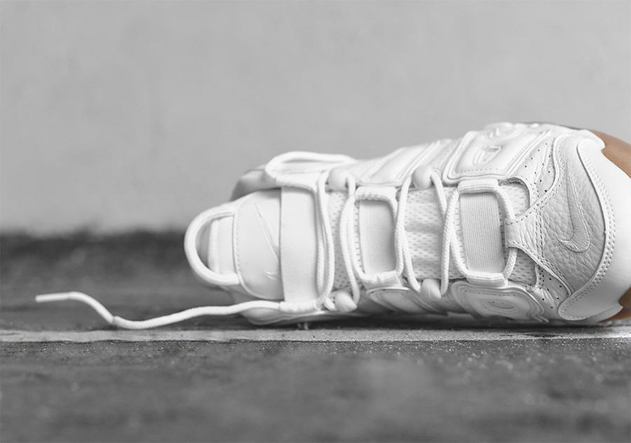 ナイキエアモアアップテンポホワイトガム（GS）