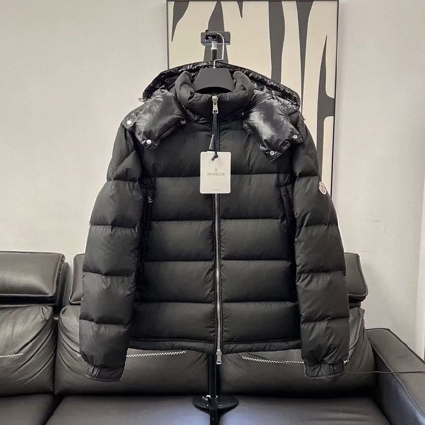 MONCLER 25S メンズ ポワリエ パファージャケット
