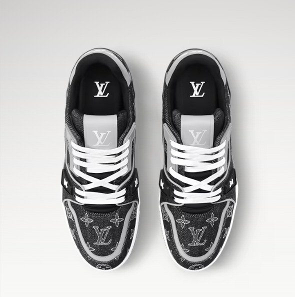 ＊コーデの主役に＊【Louis Vuitton】LV トレーナー スニーカー