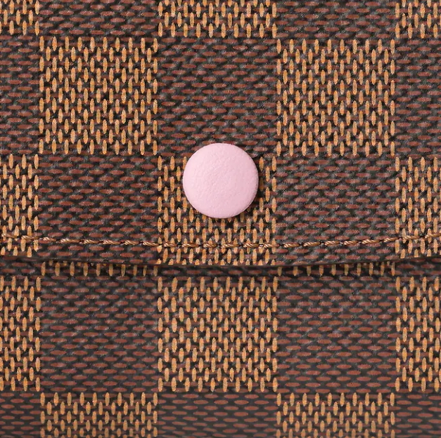 ポルトフォイユ・エミリー