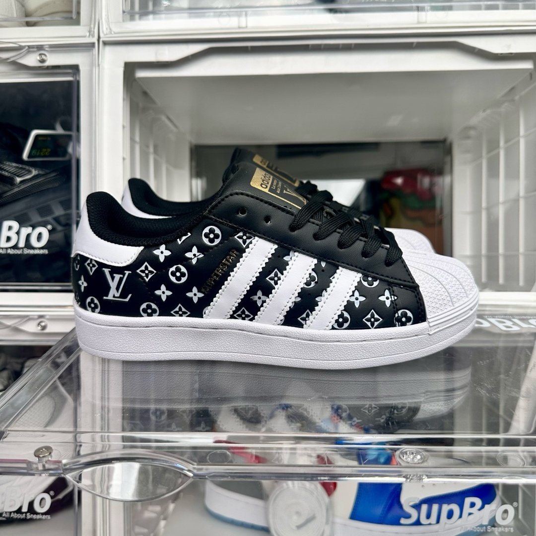 Louis Vuitton x Adidas Superstar 3色