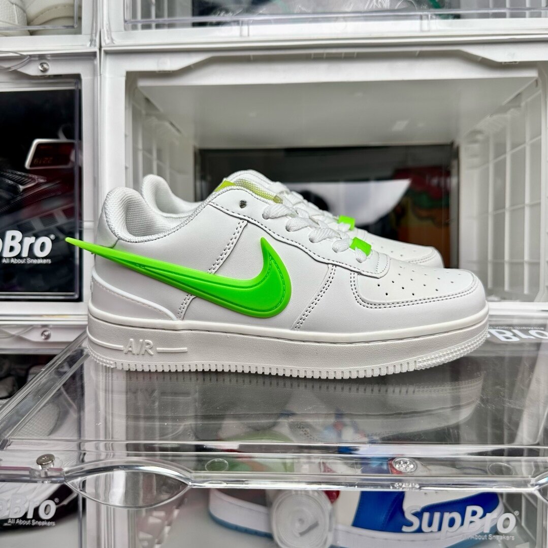 Nike Air Force 1 “Big hook green apple/大きなフックの青リンゴ”