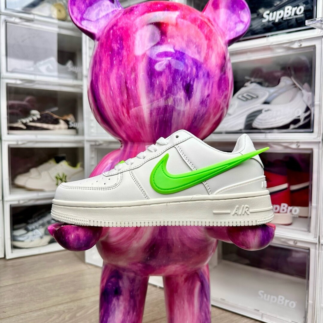 Nike Air Force 1 “Big hook green apple/大きなフックの青リンゴ”