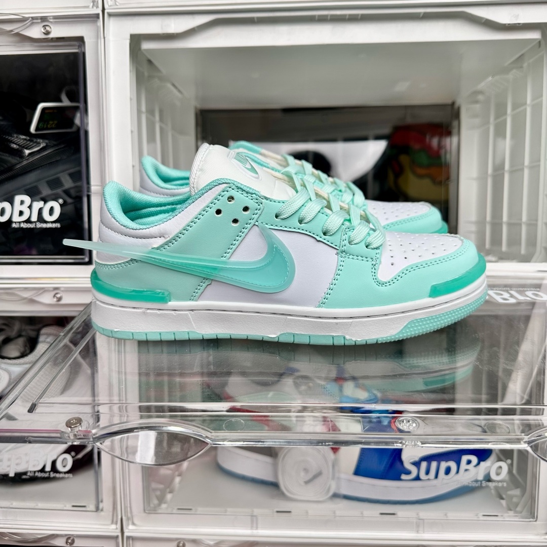 日本未入荷！Nike Dunk SB Flying Kick White Green