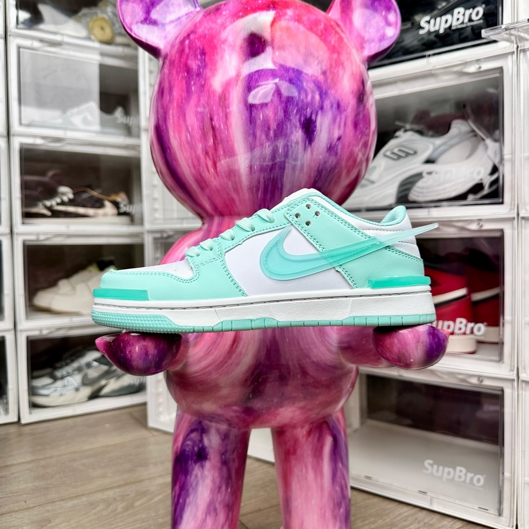 日本未入荷！Nike Dunk SB Flying Kick White Green