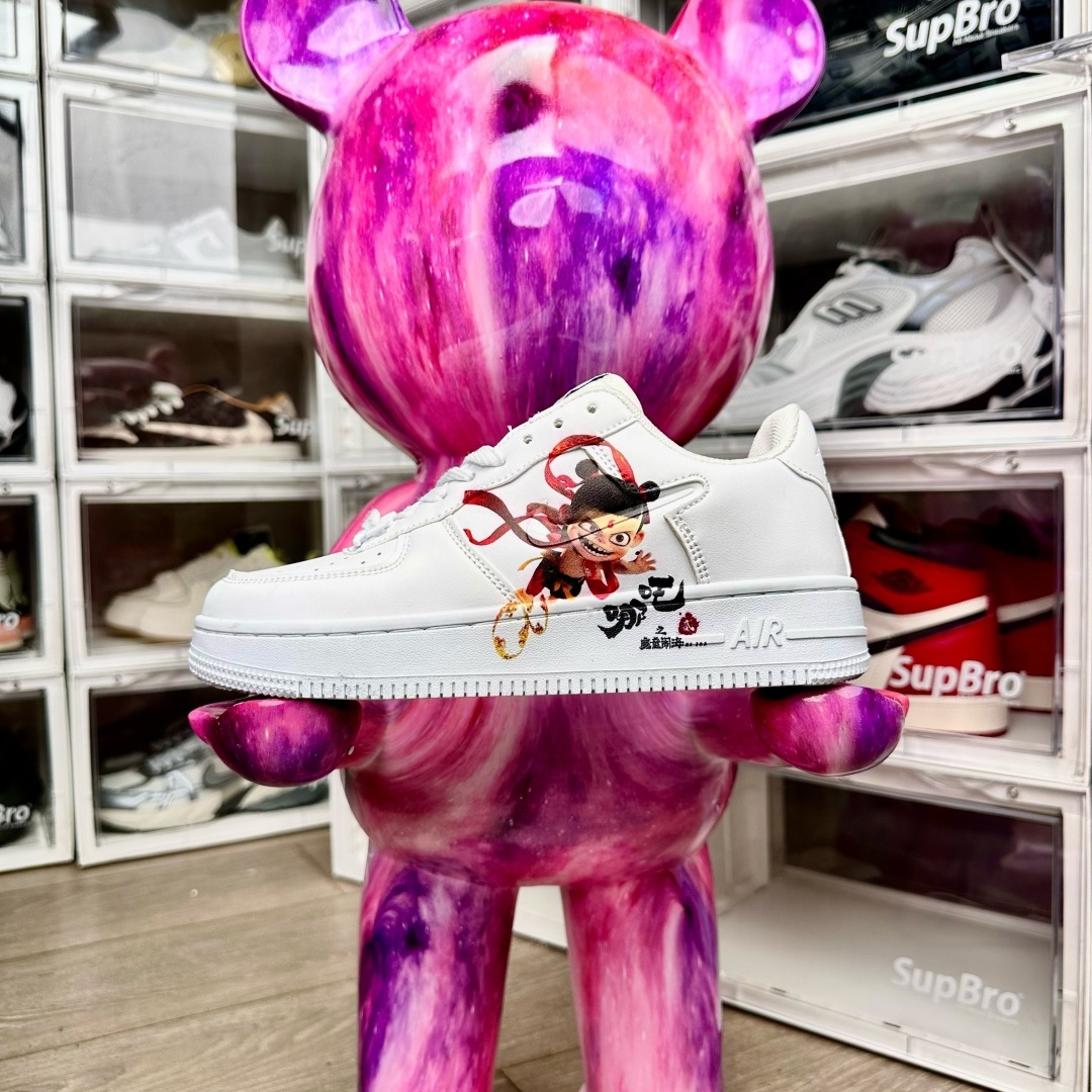 2025年に最も人気のアニメ Nike Air Force 1 Low Nezha