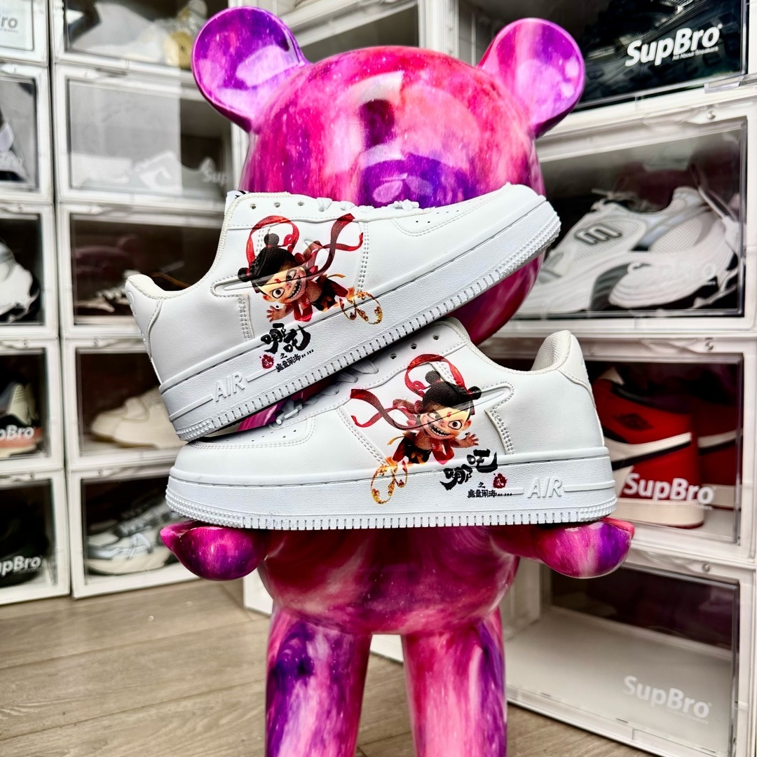 2025年に最も人気のアニメ Nike Air Force 1 Low Nezha