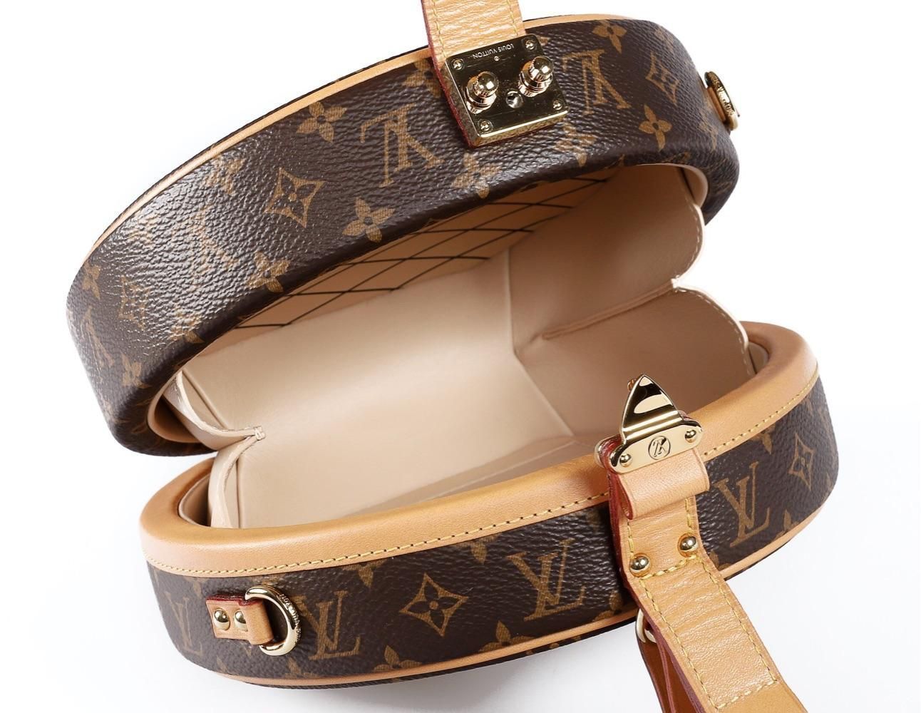 （ルイヴィトン）BOITE CHAPEAU SOUPLEハンドバッグ