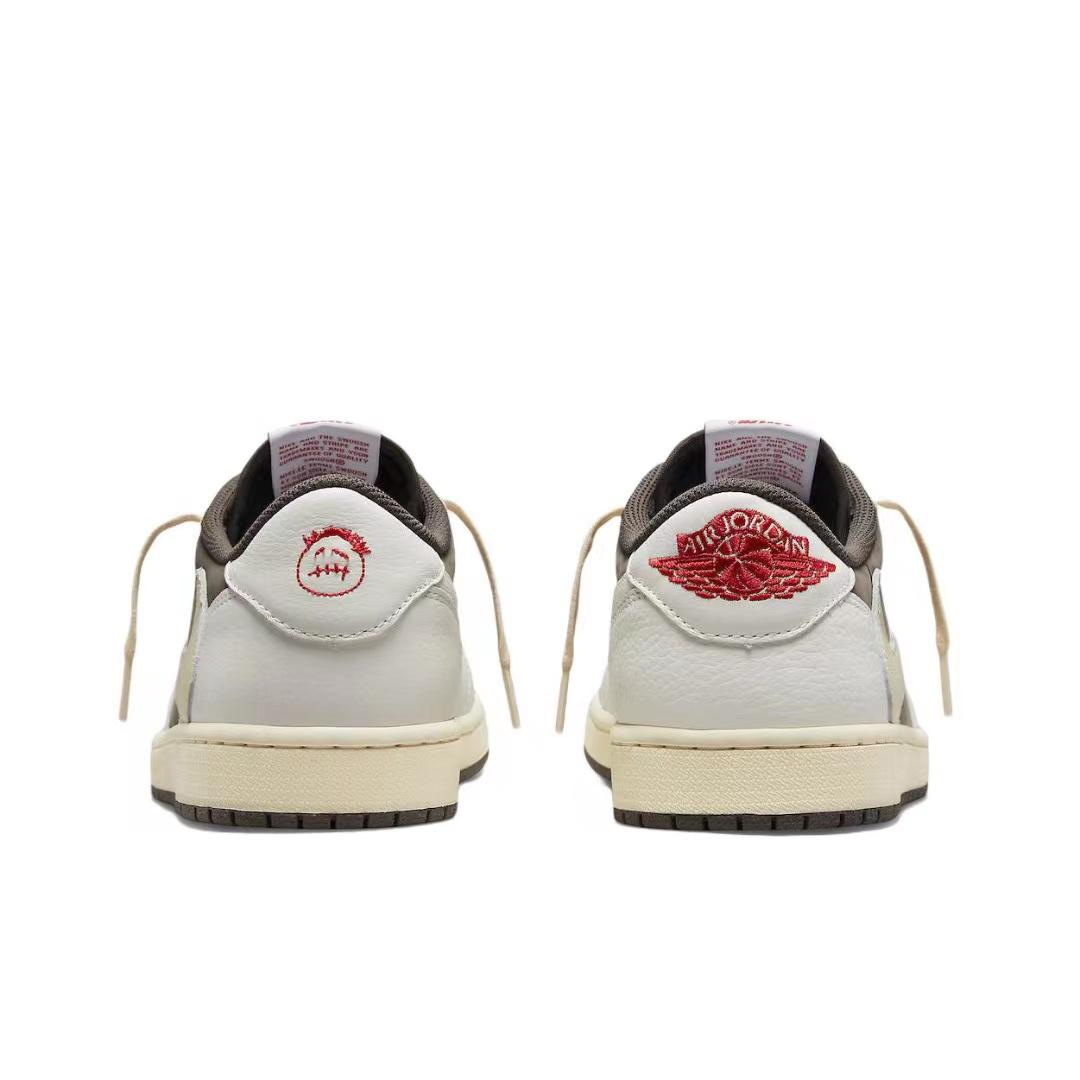 ★NIKE★送関込★激レア確定！世界が欲しがるプレミアムな逸足♪ TRAVIS SCOTT X AIR JORDAN 1 LOW OG【本物