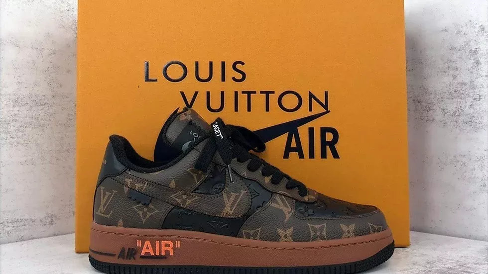 SS-22 LOUIS VUITTON X NIKE AIR FORCE 1 SNEAKERS【本物保証】【代金引換】