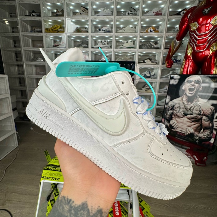 日本未入荷！Nike Air Force Big Hook Blue and White Porcelain