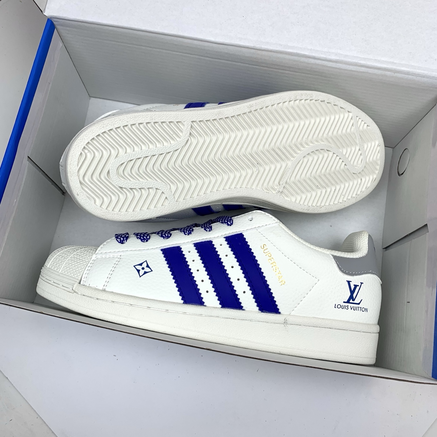 Adidas Superstar LV ミラノ コラボスニーカー