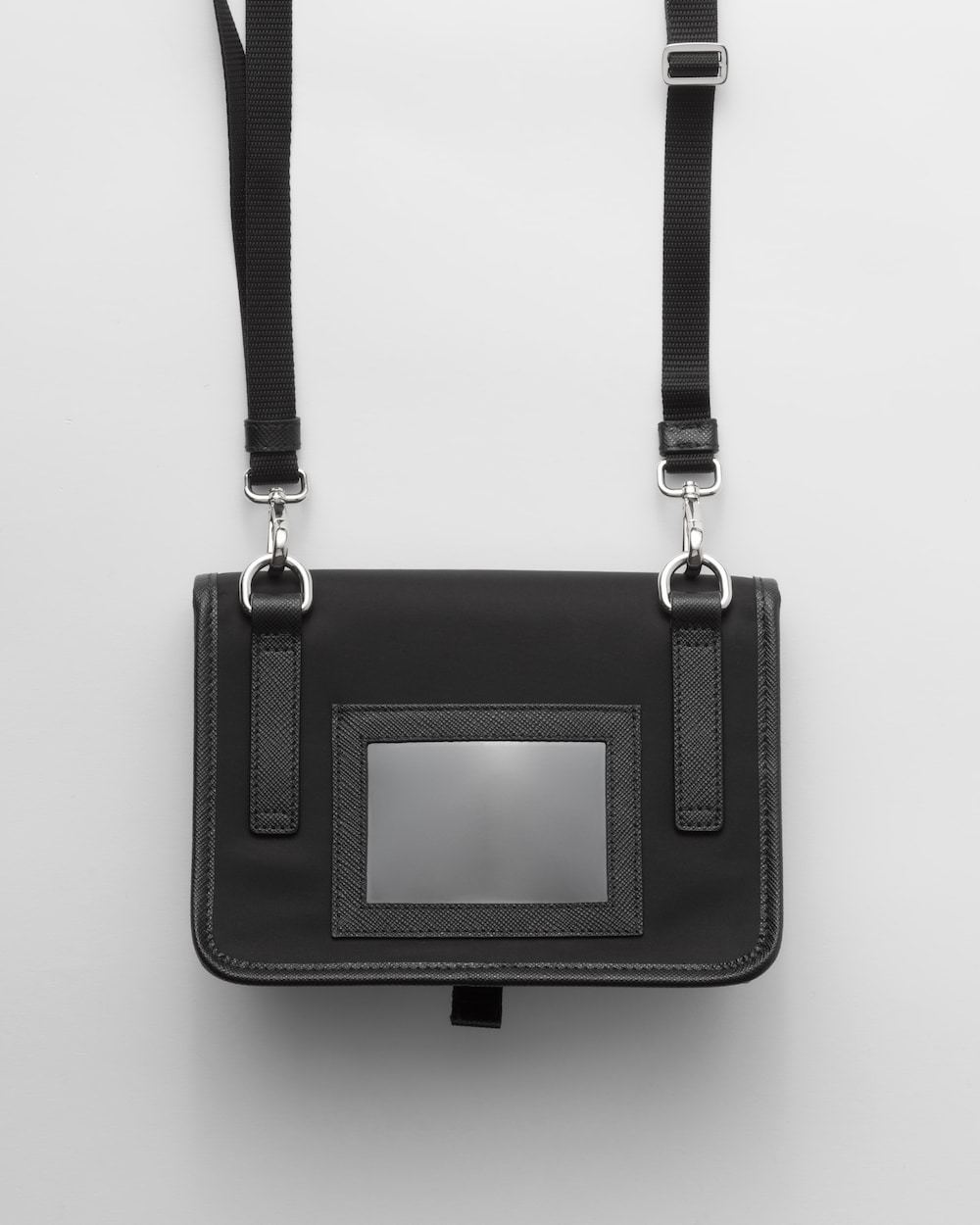 PRADA Re-Nylon xサフィアーノレザー スマートフォンケース