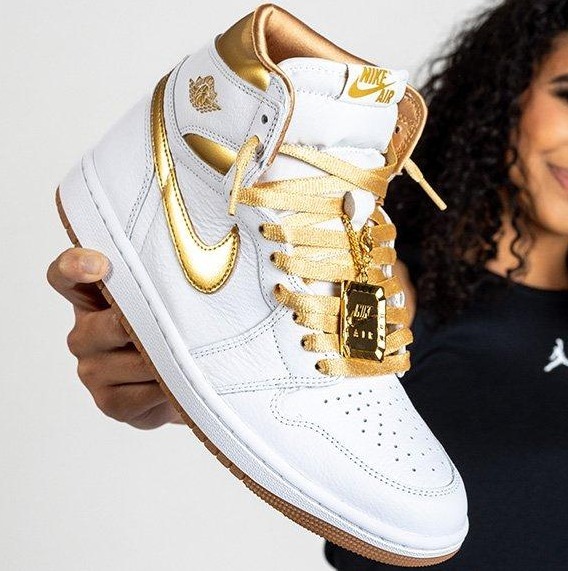 NIKE エアジョーダン Jordan AJ 1 メタリックゴールド 22-28㎝