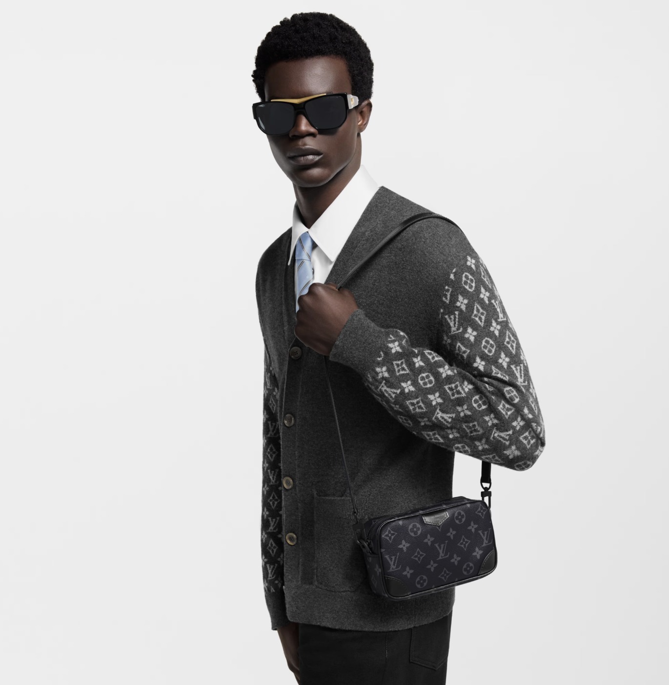 【LOUIS VUITTON】コンパクト クール◎Trocadero Wearableバッグ