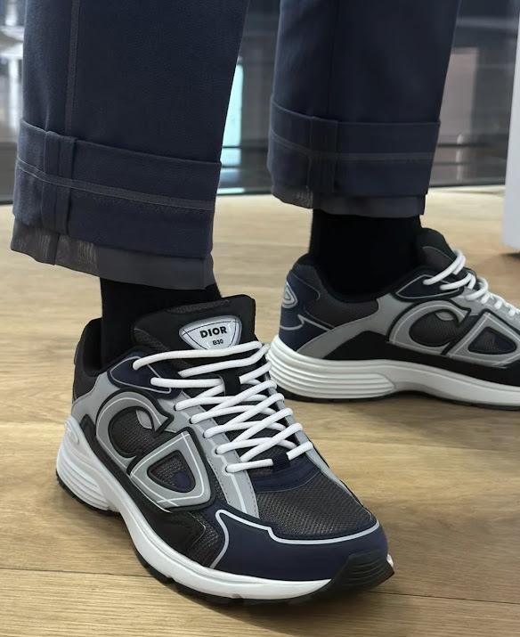 【印象的な1足♪】Dior ロートップ トレーナー B30 スニーカー