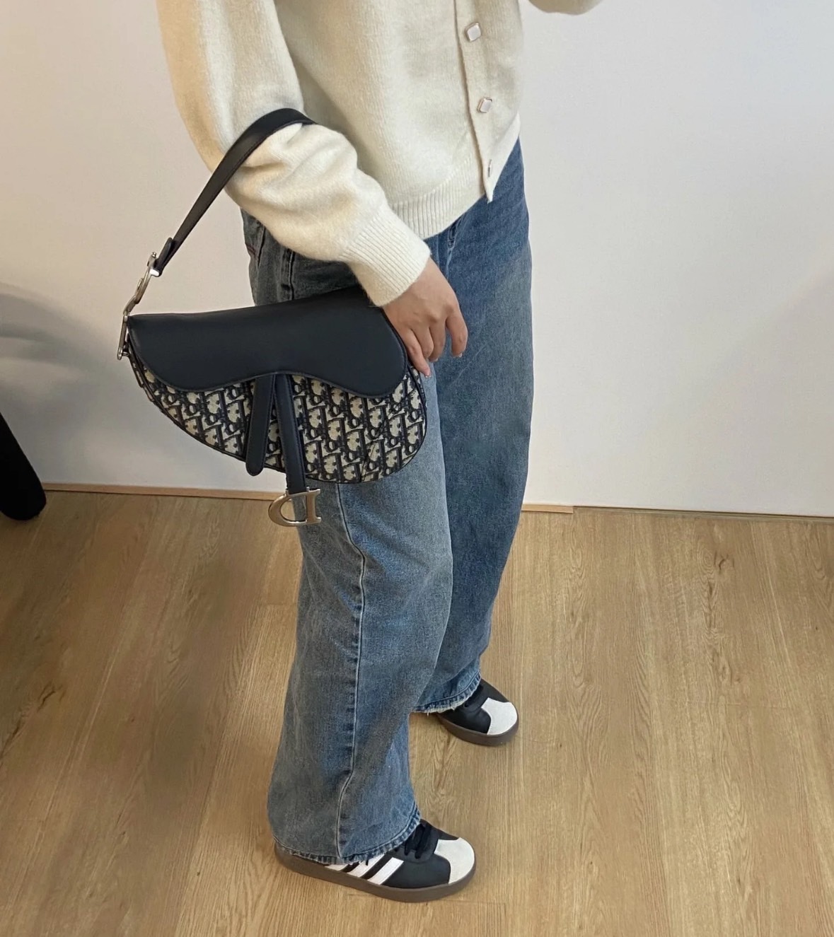 【洗練されたアイコニックデザイン】DIOR サドル ショルダー