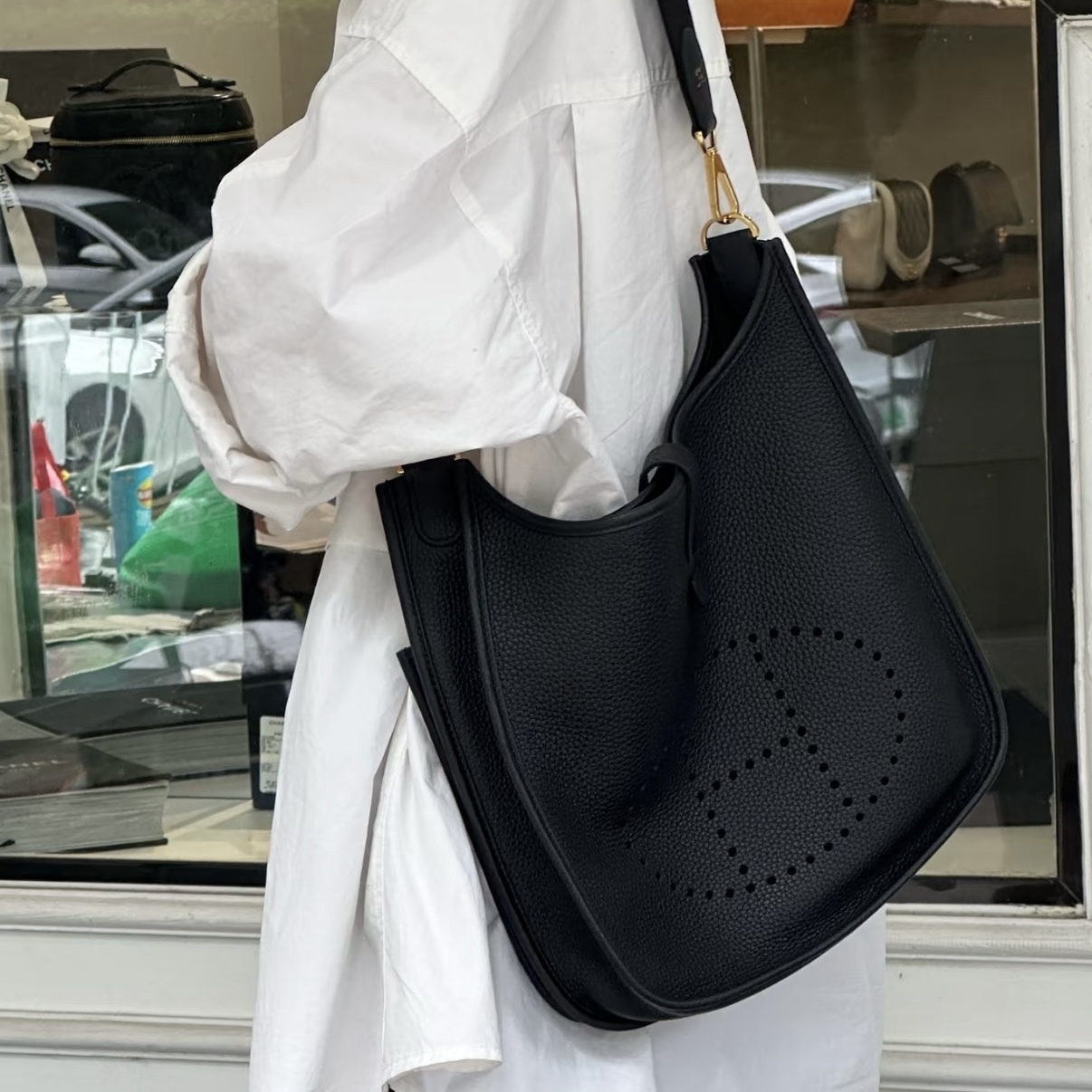 【有名人も愛用♡】HERMES エヴリン III バッグ 29