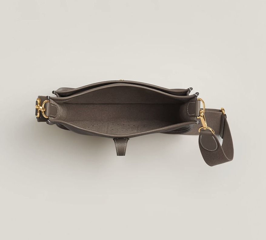 【有名人も愛用♡】HERMES エヴリン III バッグ 29