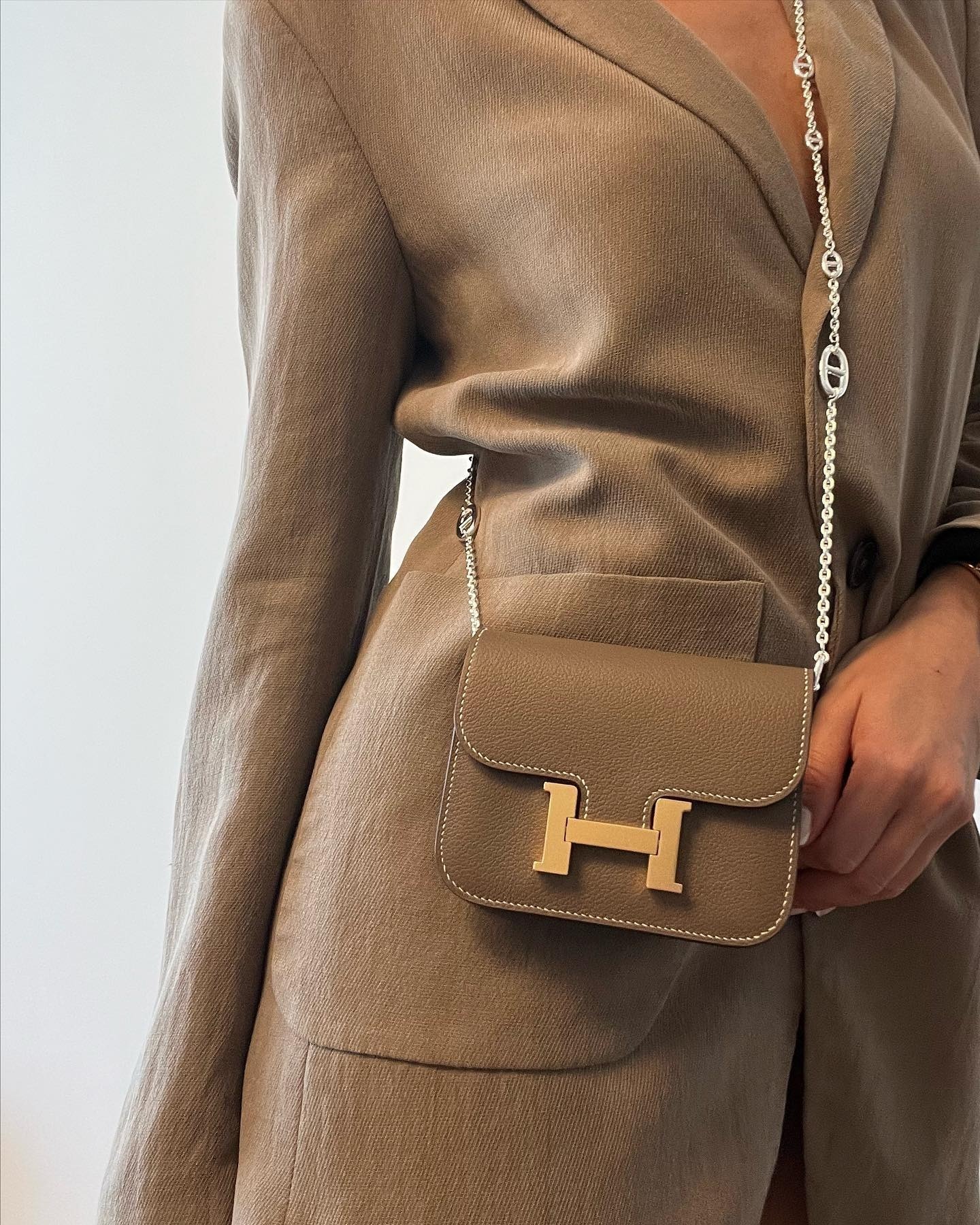 【入手困難◆大人気♪】HERMES コンスタンス スリム バッグ
