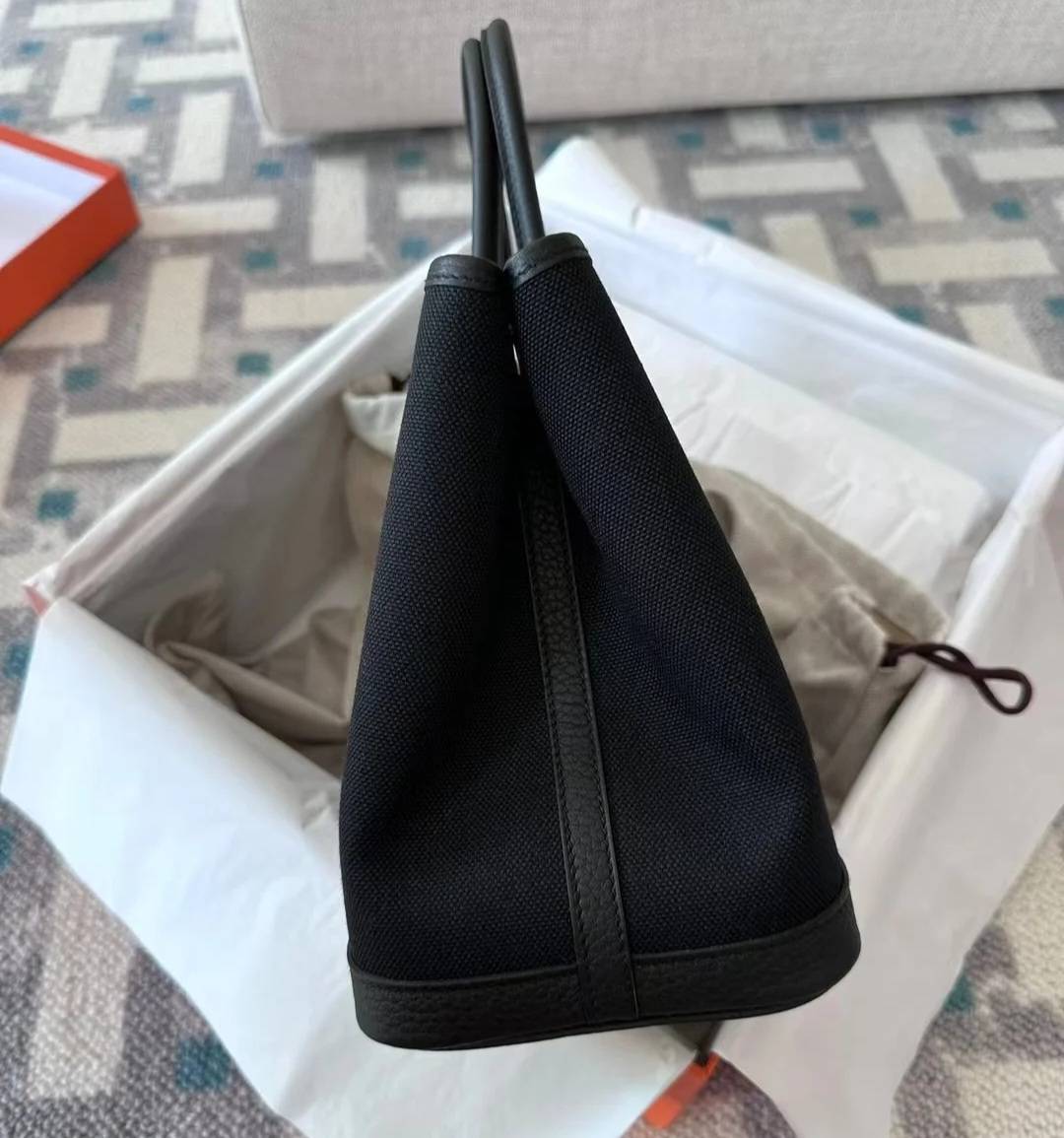 【キャンバス /Noir】HERMES ガーデンパーティー 30 TPM