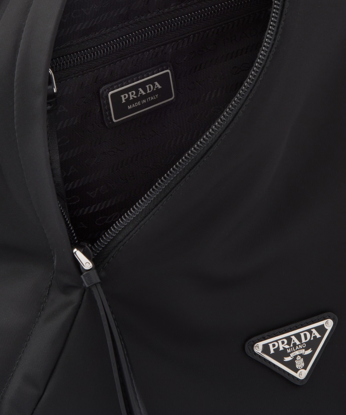 関税込み【PRADA】Re-Nylon ワンショルダーバックパック