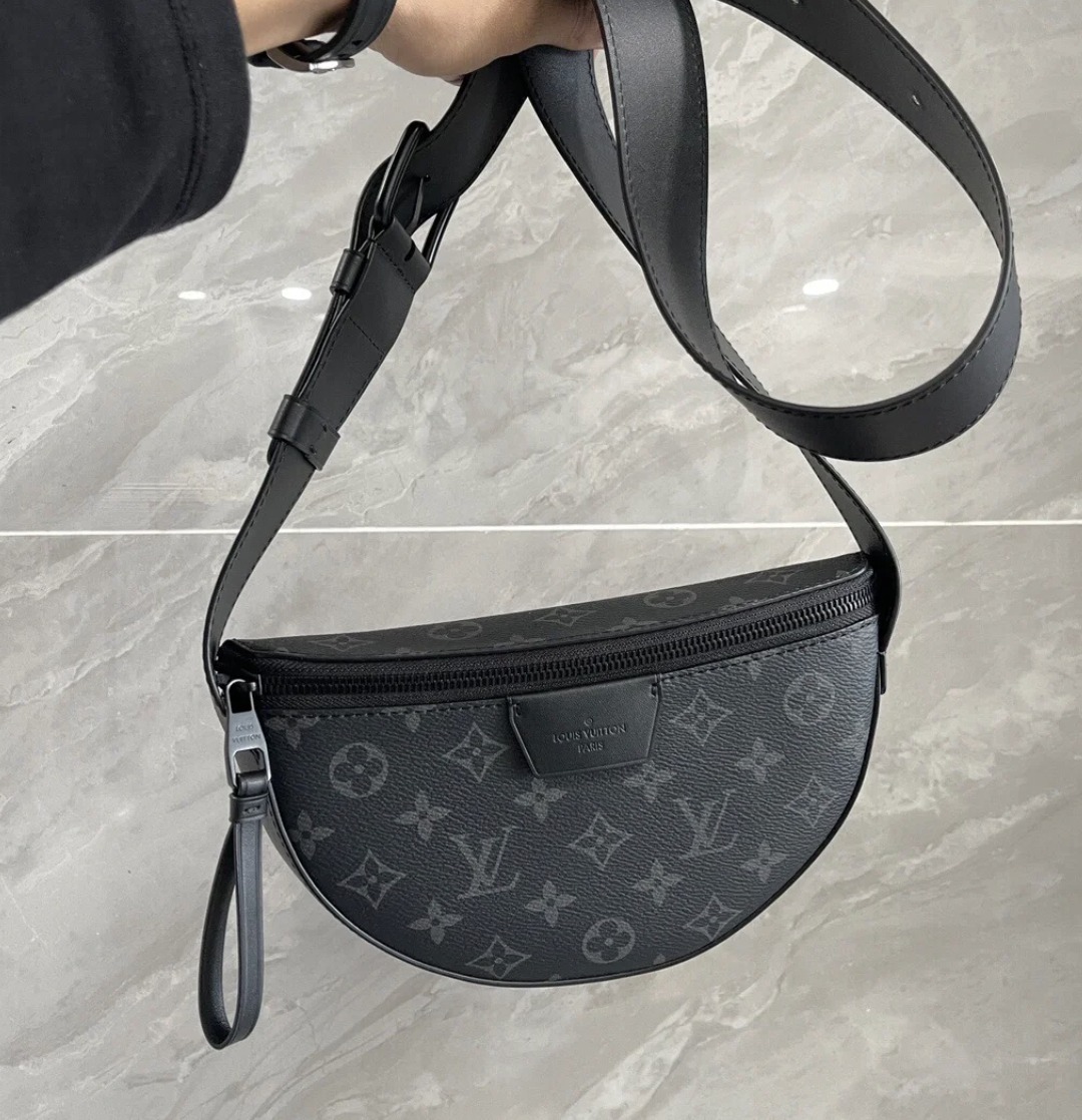 【LOUIS VUITTON】LV ムーン ショルダーバッグ クロスボディ