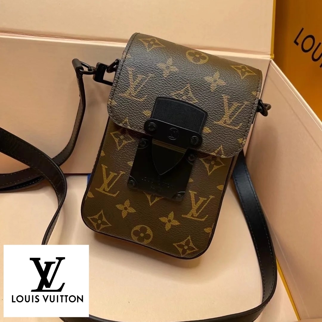 【LOUIS VUITTON】機能的！ Sロックモノグラム ショルダーバッグ