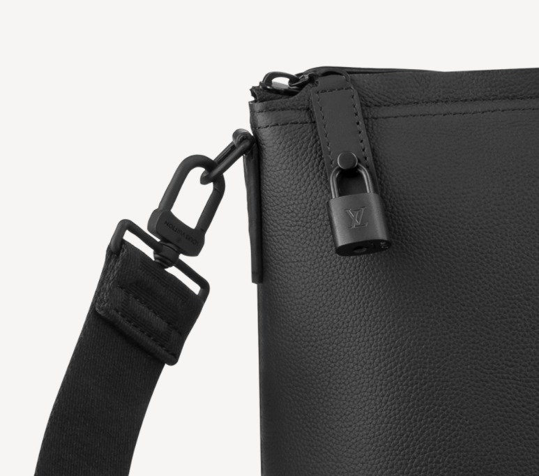 ◆NEW IN◆ LOUIS VUITTON トートバッグ 黒 ビジネス 鞄