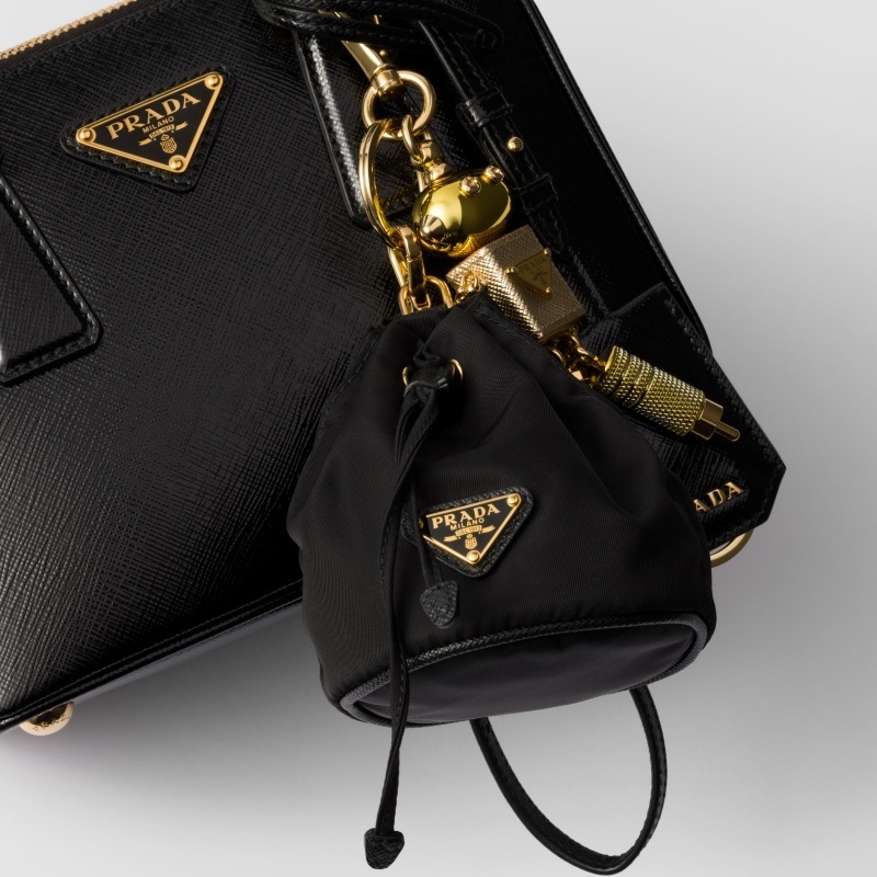 大注目 PRADA◆Re-Nylon ミニ アイコン バッグチャーム 巾着開閉