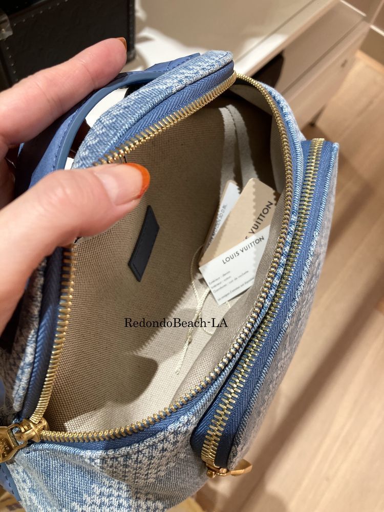 【アウトドアの強い味方】LOUIS VUITTON★ショルダーバック